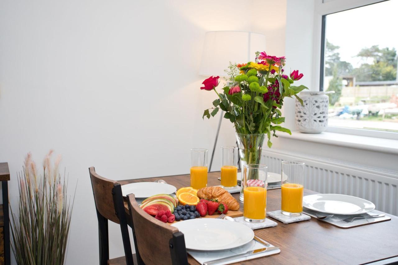 The Bearded Goat Den - A Rural Retreat At This Modern Holiday Cottage Saint Leonards Екстериор снимка
